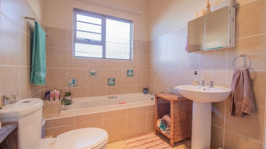 2 Bedroom Property for Sale in Gonubie Eastern Cape